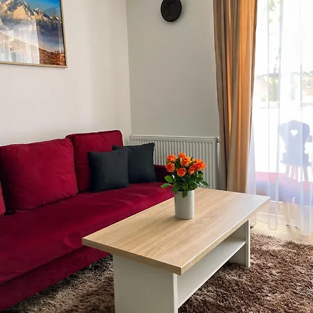 Apartment Hurbanova With Garage And Selfcheck-in, Near Tatras Poprad