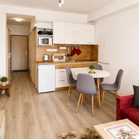 Hurbanova With Garage And Selfcheck-in, Near Tatras Poprad